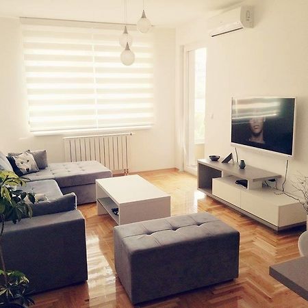 Modern Sarajevo Apartment Экстерьер фото